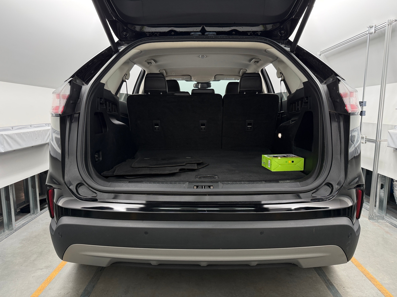 Thumbnail: 2023 Ford Edge - 6