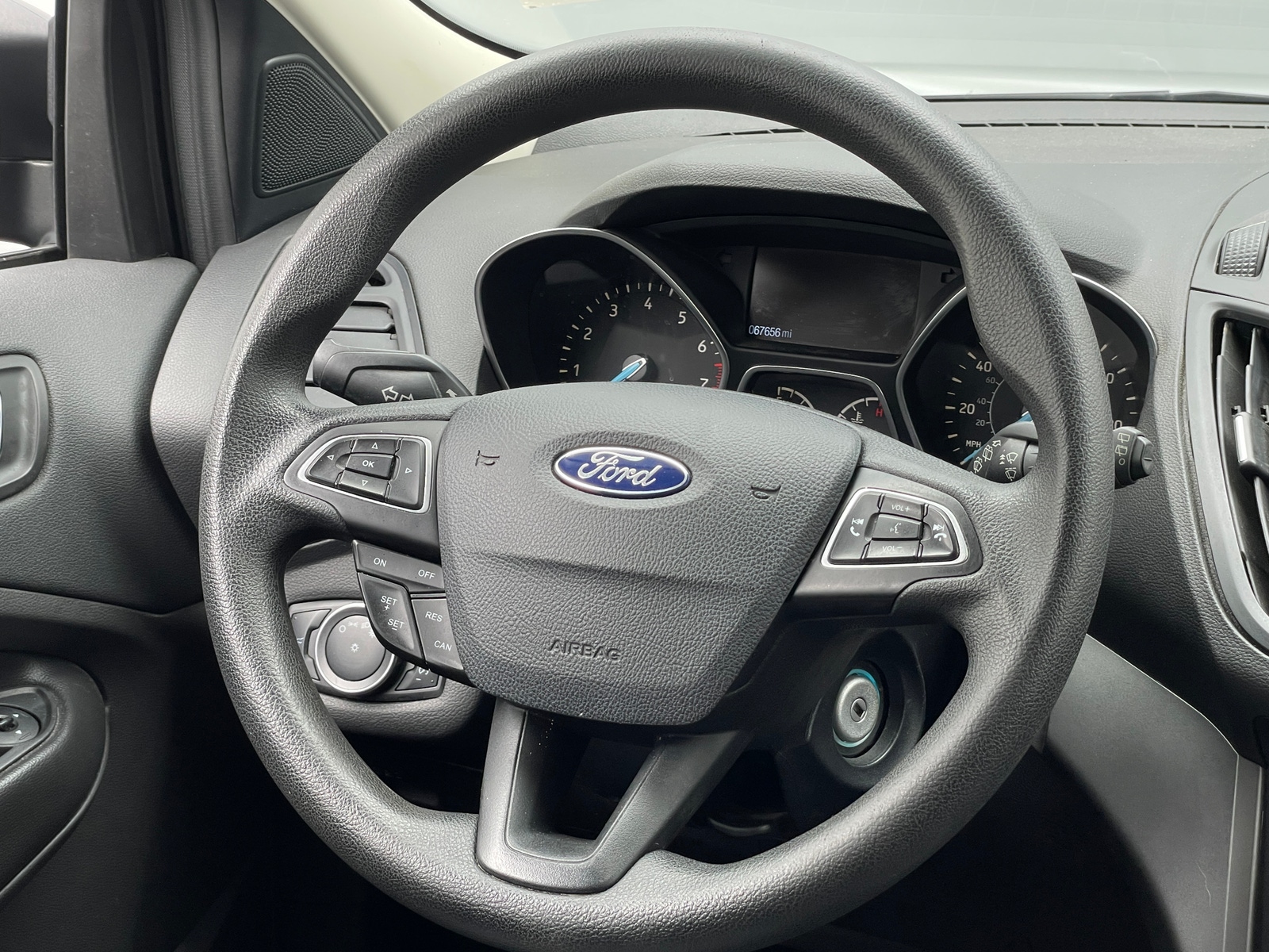 Thumbnail: 2017 Ford Escape - 5