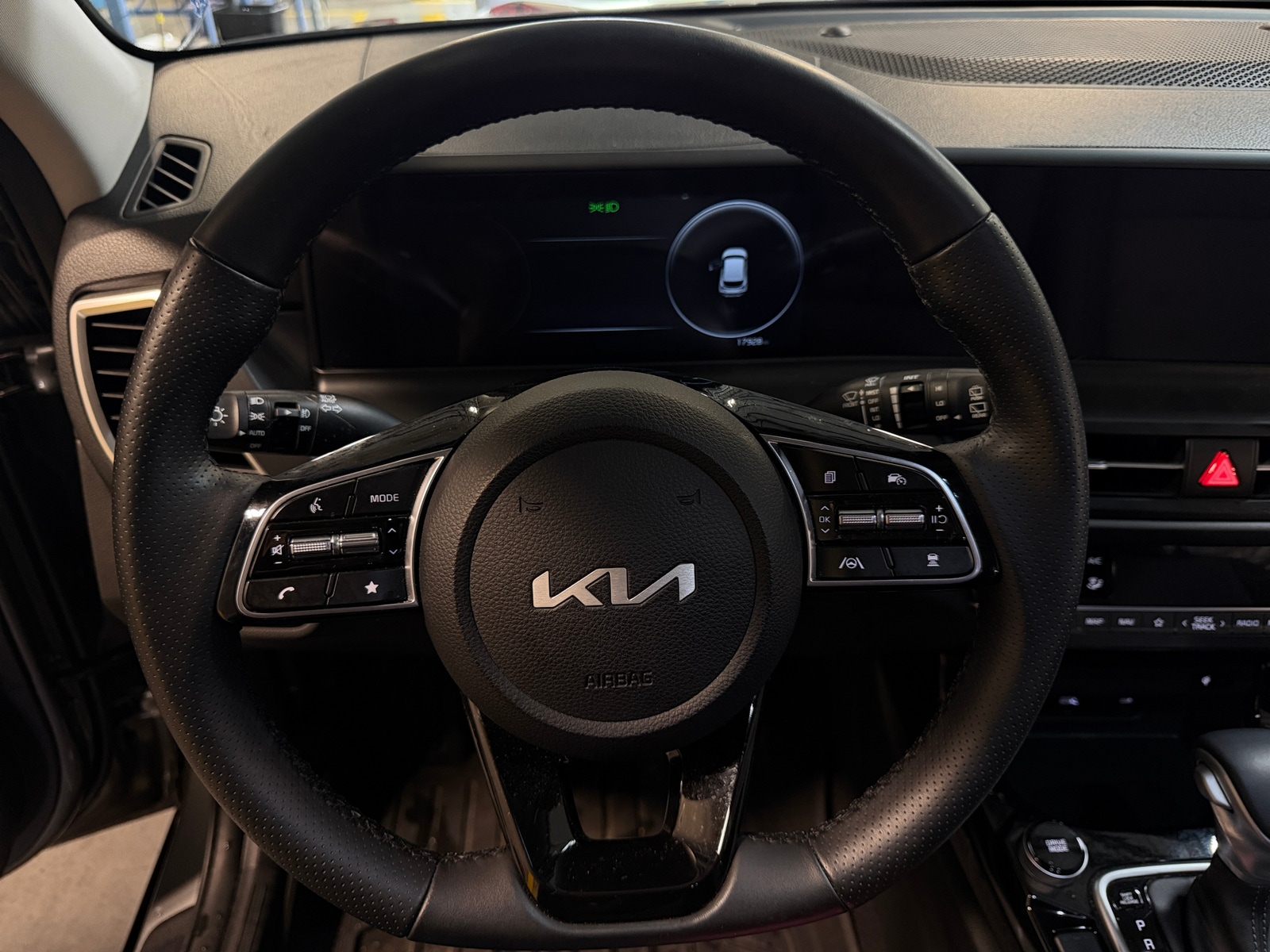 Thumbnail: 2024 Kia Seltos - 4