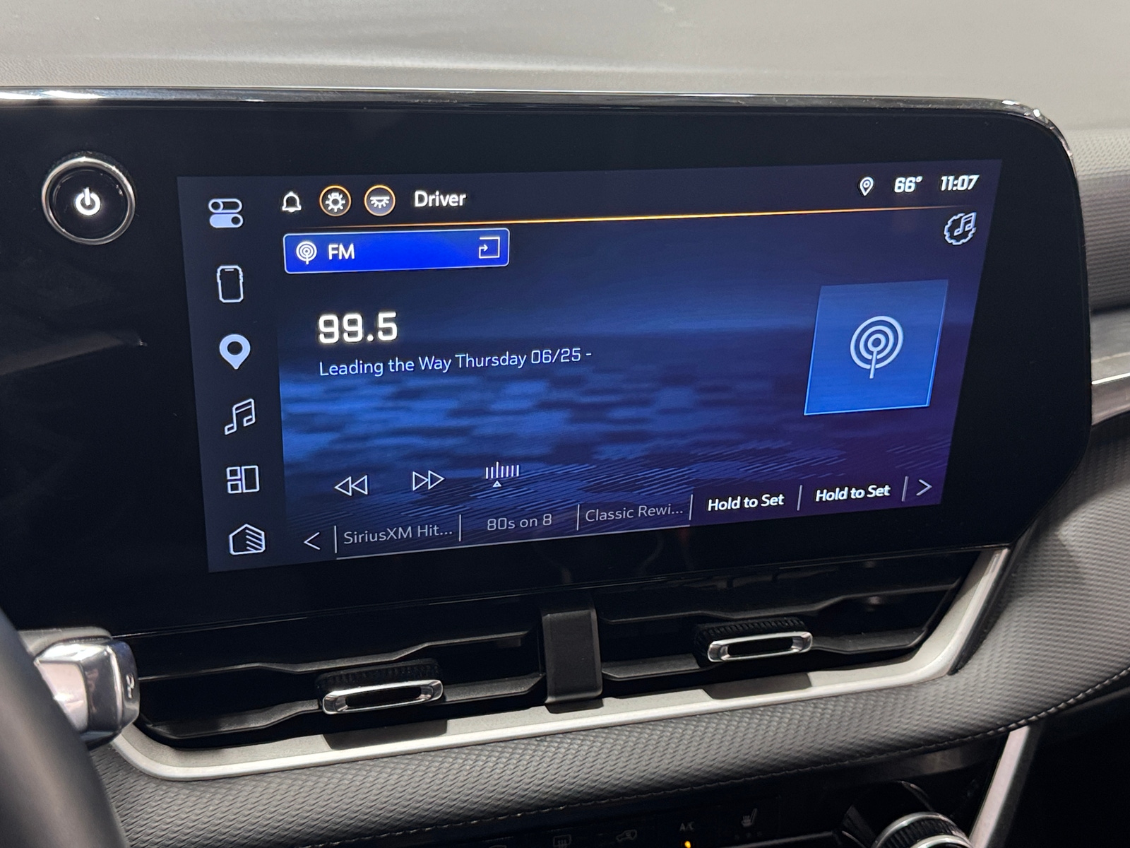 Thumbnail: 2025 Chevrolet Equinox - 4