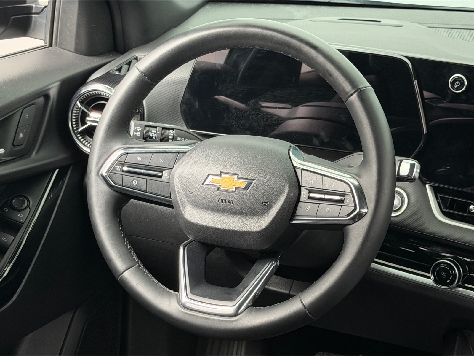Thumbnail: 2025 Chevrolet Equinox - 5