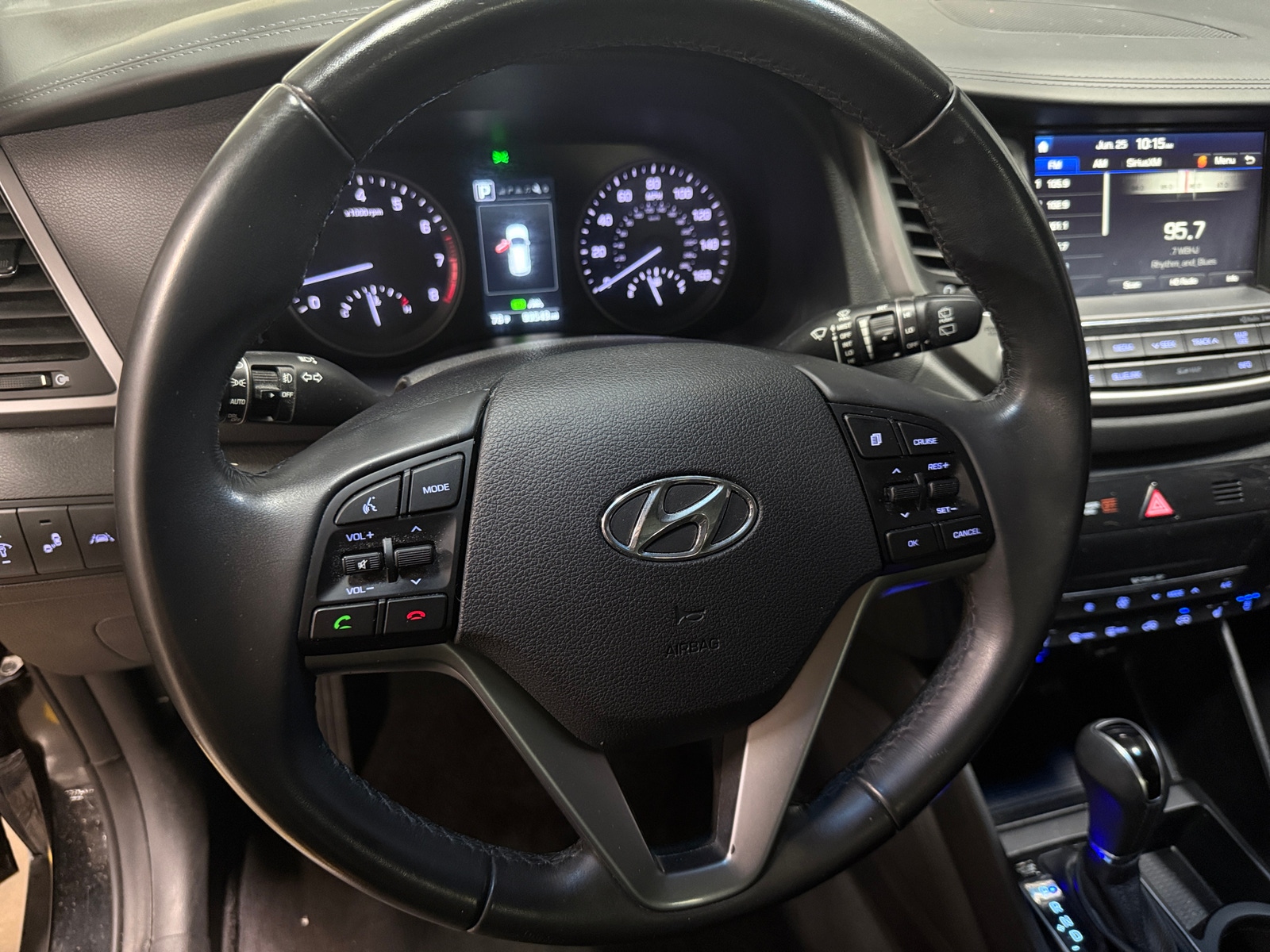 Thumbnail: 2016 Hyundai Tucson - 4