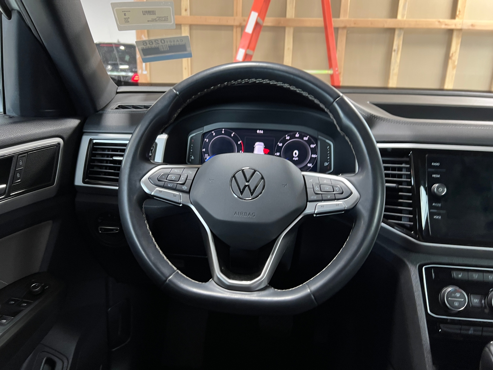 Thumbnail: 2022 Volkswagen Atlas - 4