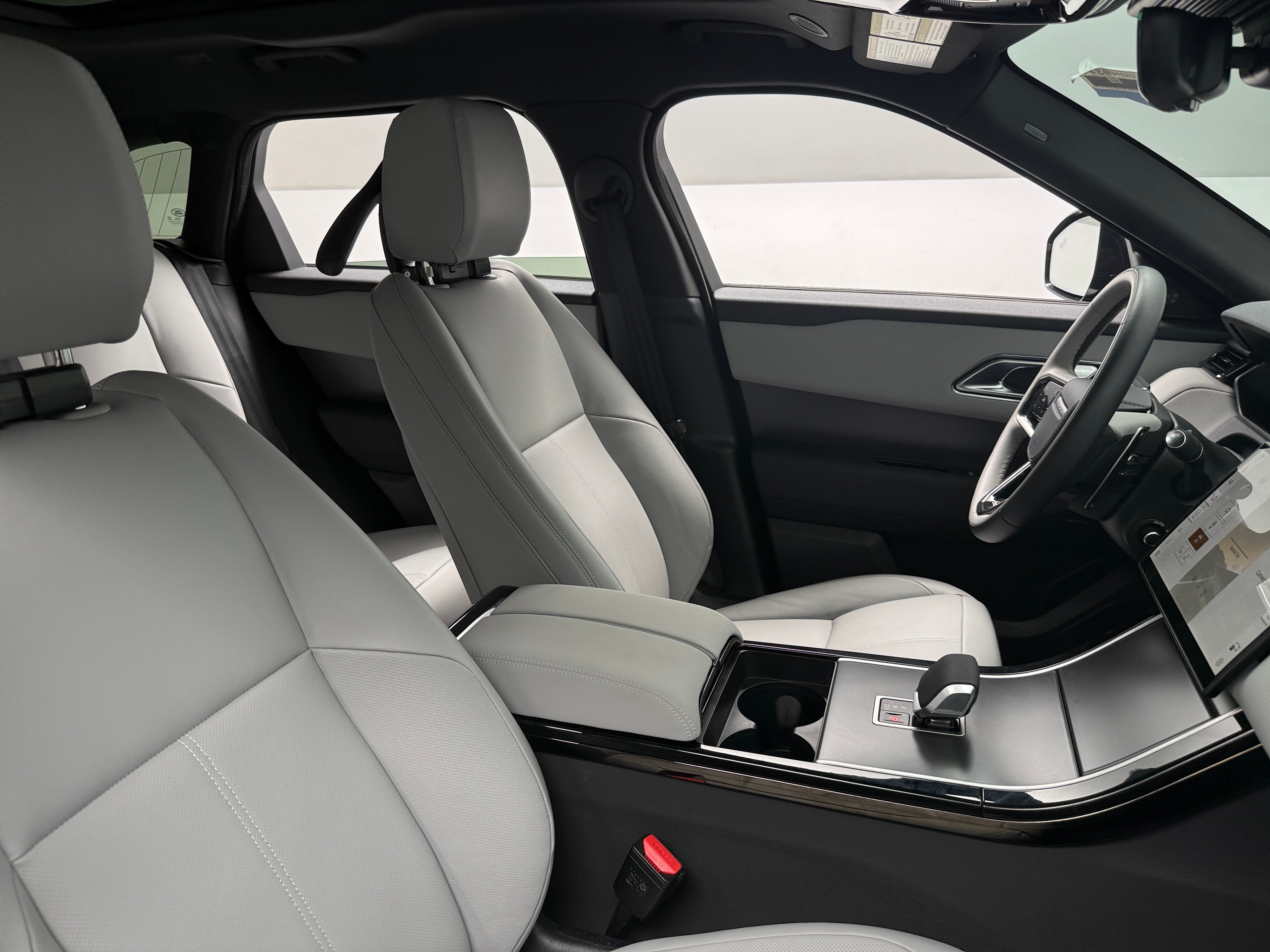 2026 Land Rover Range Rover Velar