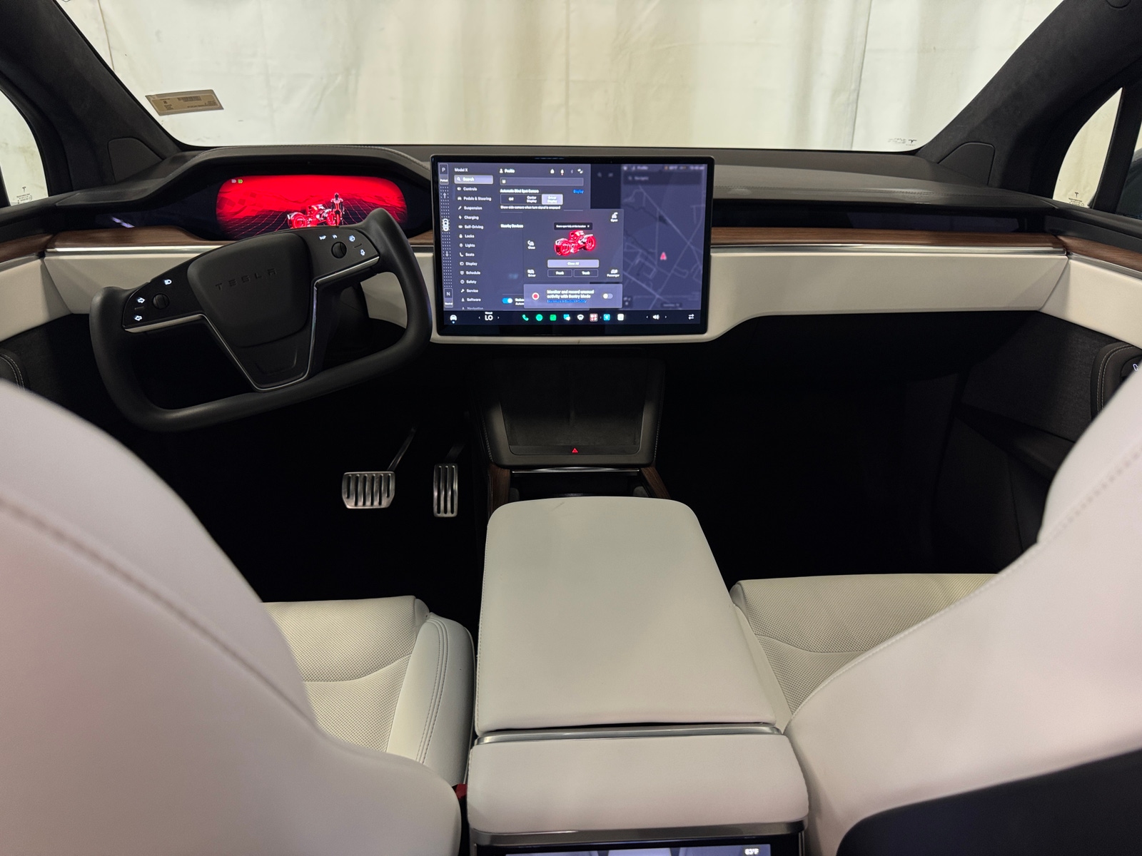 Thumbnail: 2022 Tesla Model X - 2
