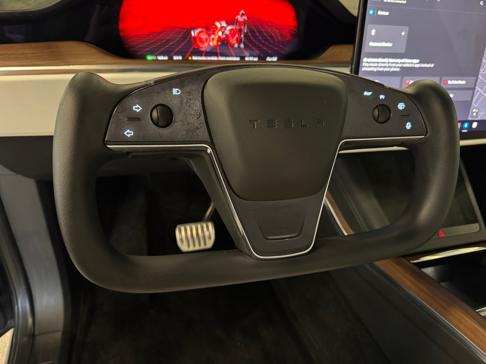 Thumbnail: 2022 Tesla Model X - 4