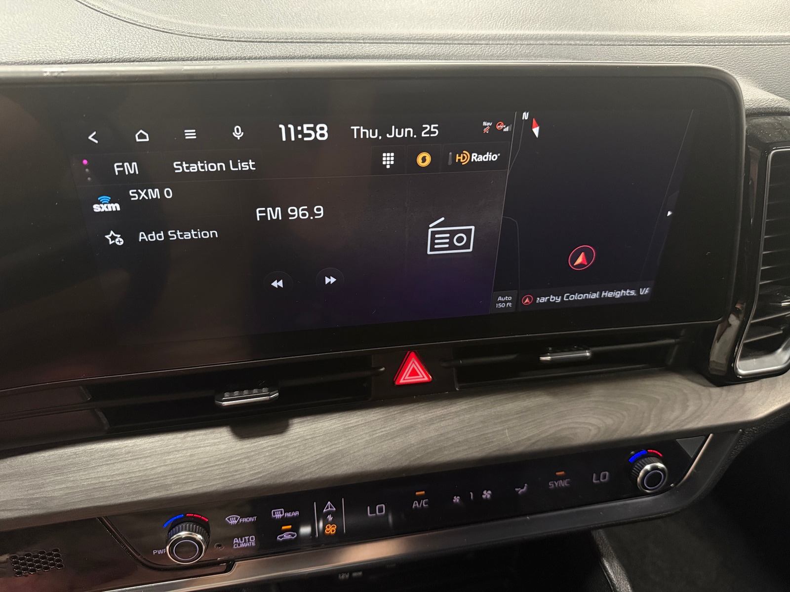Thumbnail: 2024 Kia Sportage - 3