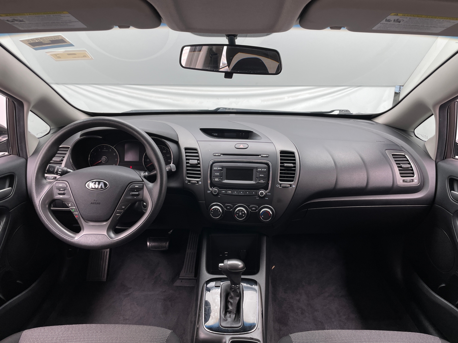 Thumbnail: 2017 Kia Forte - 3