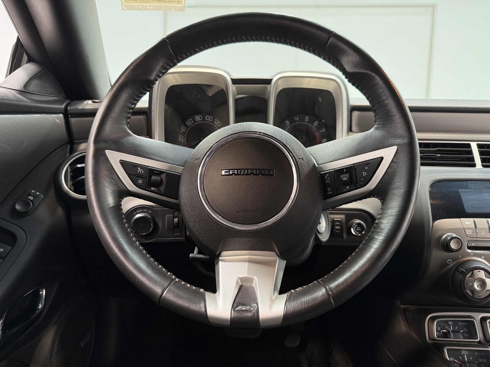 Thumbnail: 2011 Chevrolet Camaro - 4