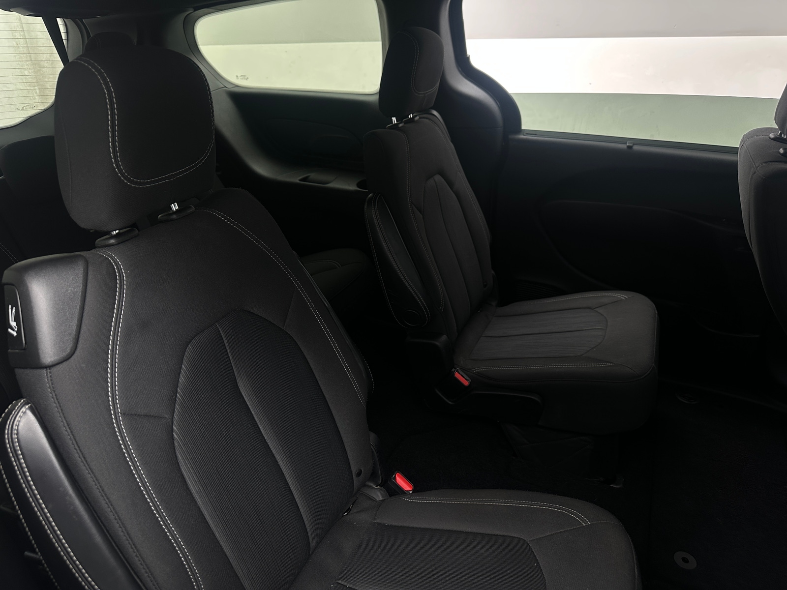 Thumbnail: 2019 Chrysler Pacifica - 6