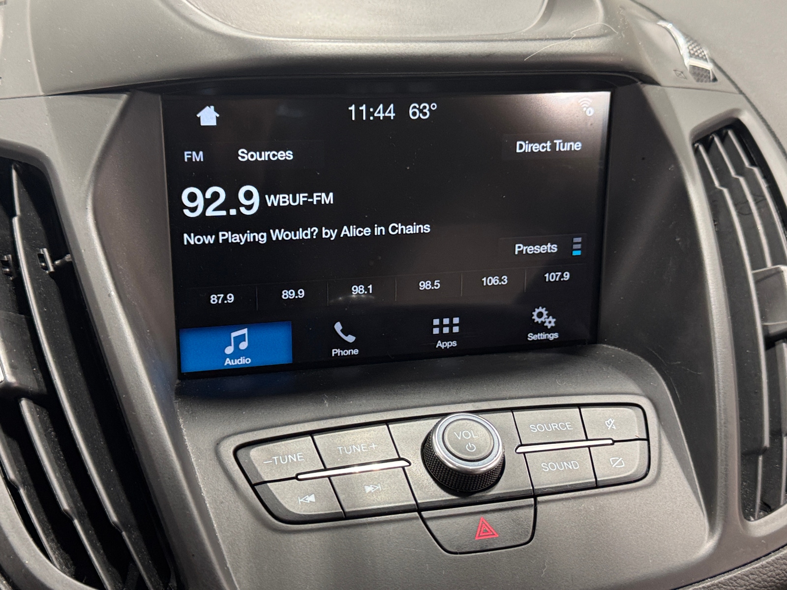 Thumbnail: 2019 Ford Escape - 4