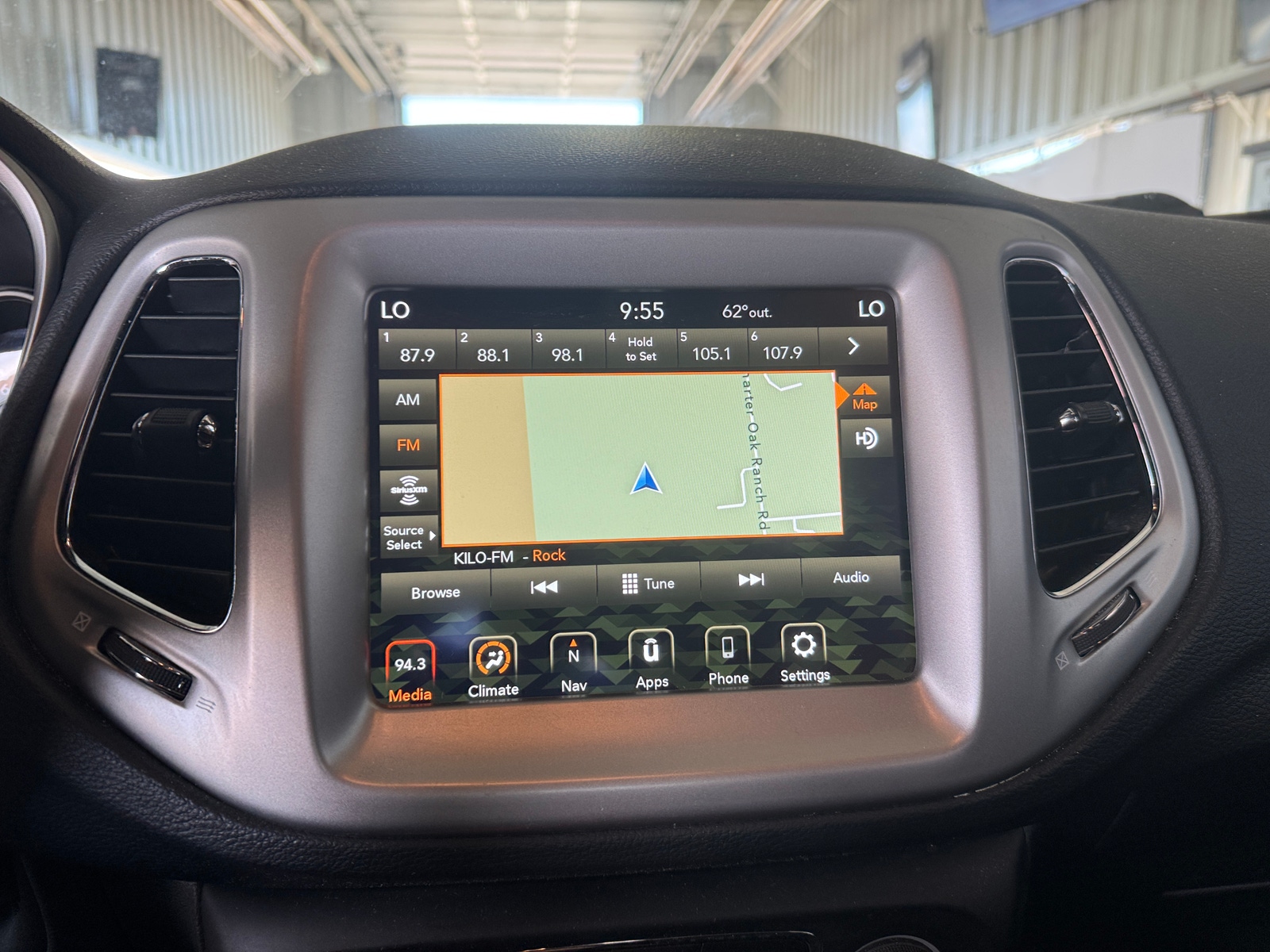 Thumbnail: 2021 Jeep Compass - 3