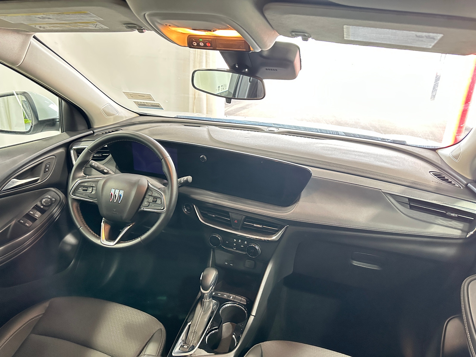 Thumbnail: 2025 Buick Encore GX - 2