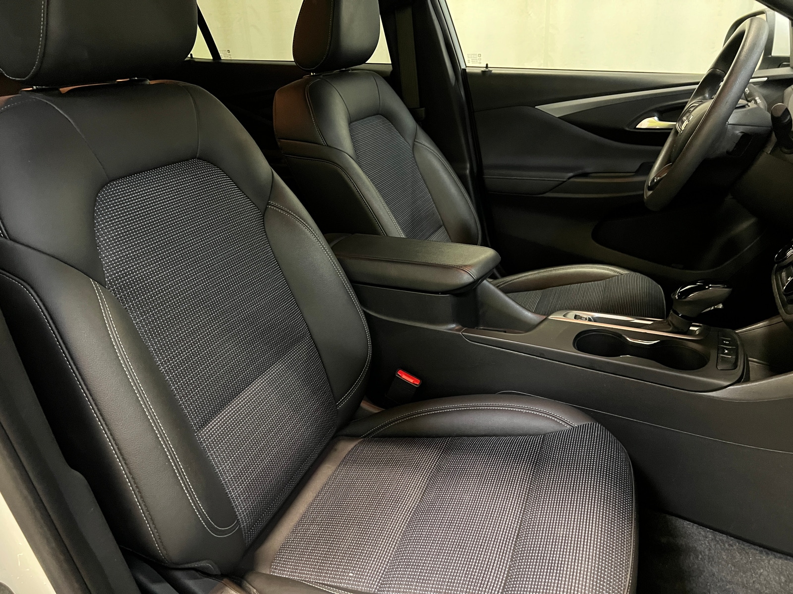 Thumbnail: 2025 Buick Envista - 2