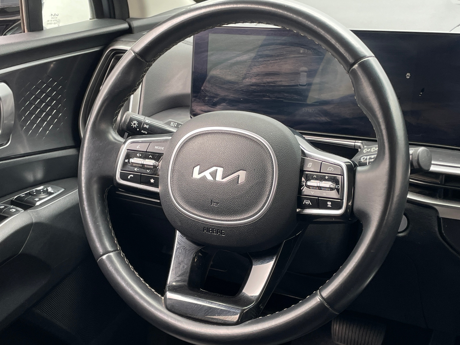 Thumbnail: 2024 Kia Sorento - 4