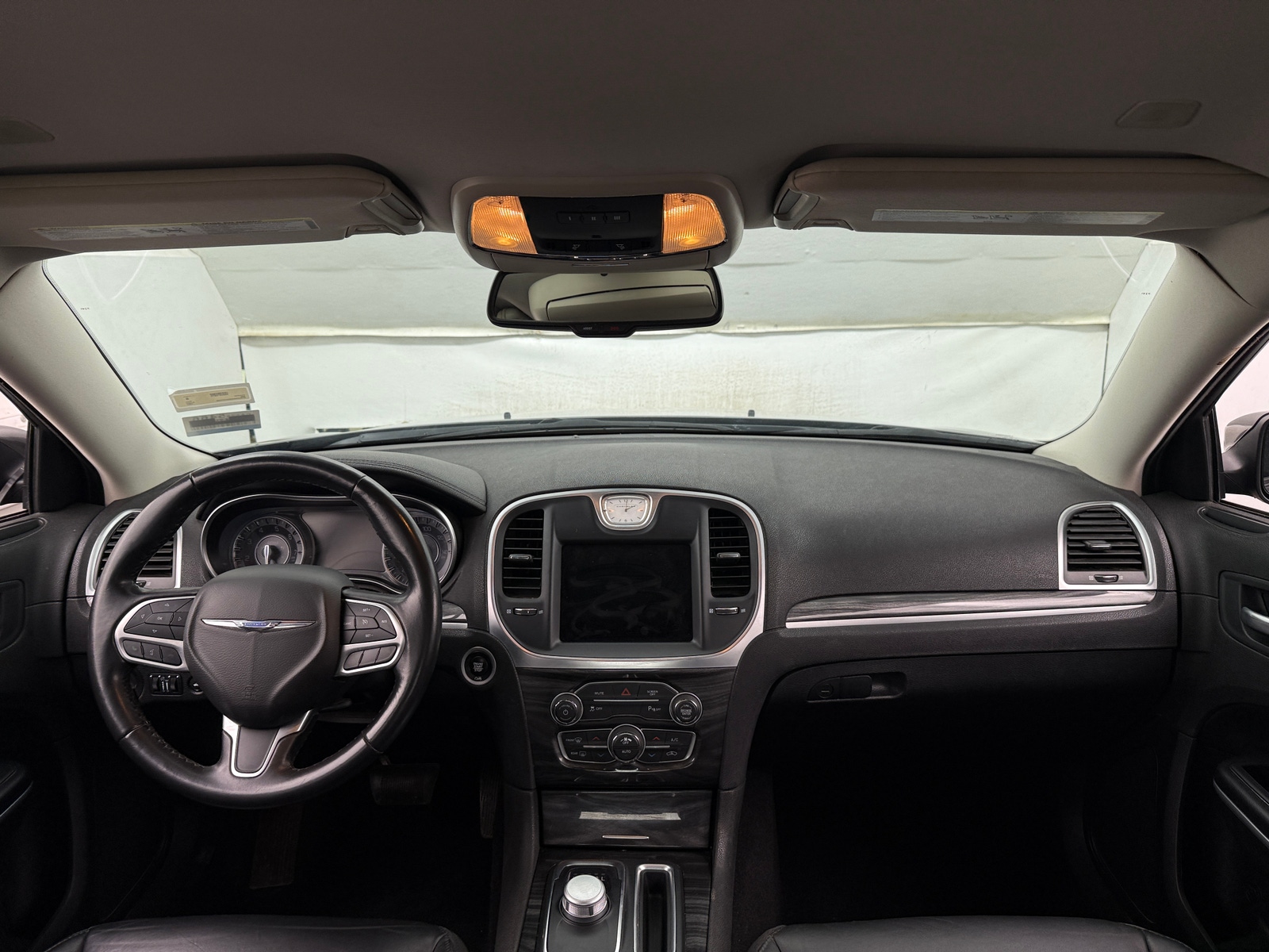Thumbnail: 2022 Chrysler 300 - 2