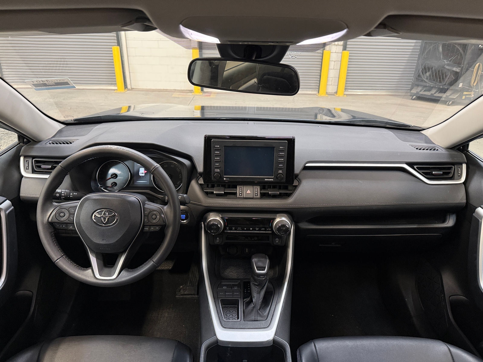 Thumbnail: 2022 Toyota RAV4 - 2