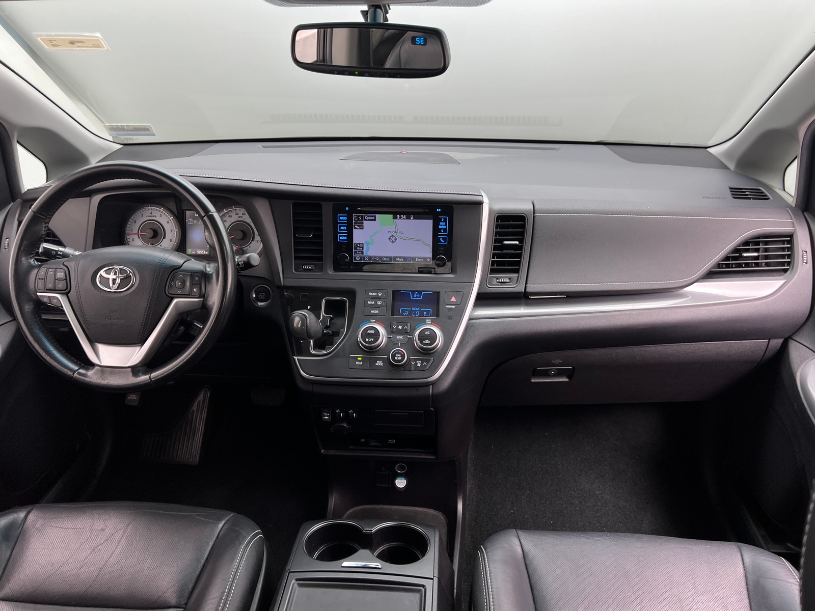 Thumbnail: 2016 Toyota Sienna - 2