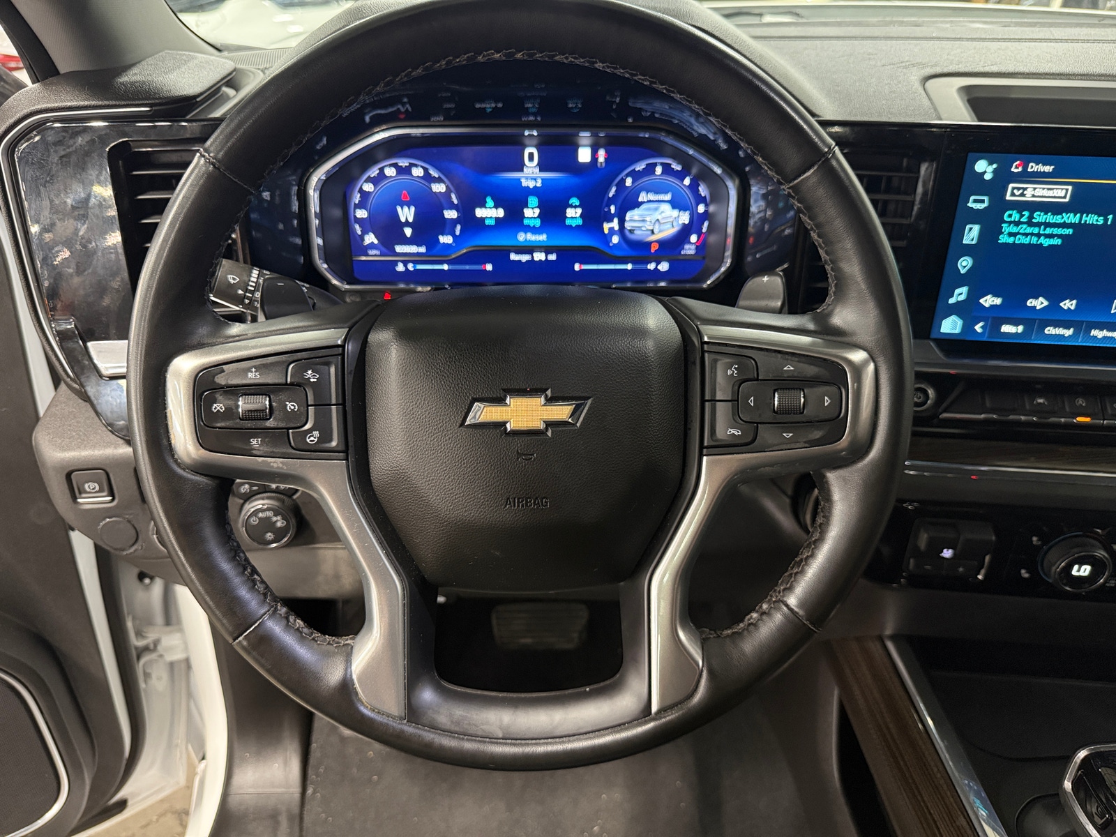 Thumbnail: 2023 Chevrolet Silverado 1500 - 5