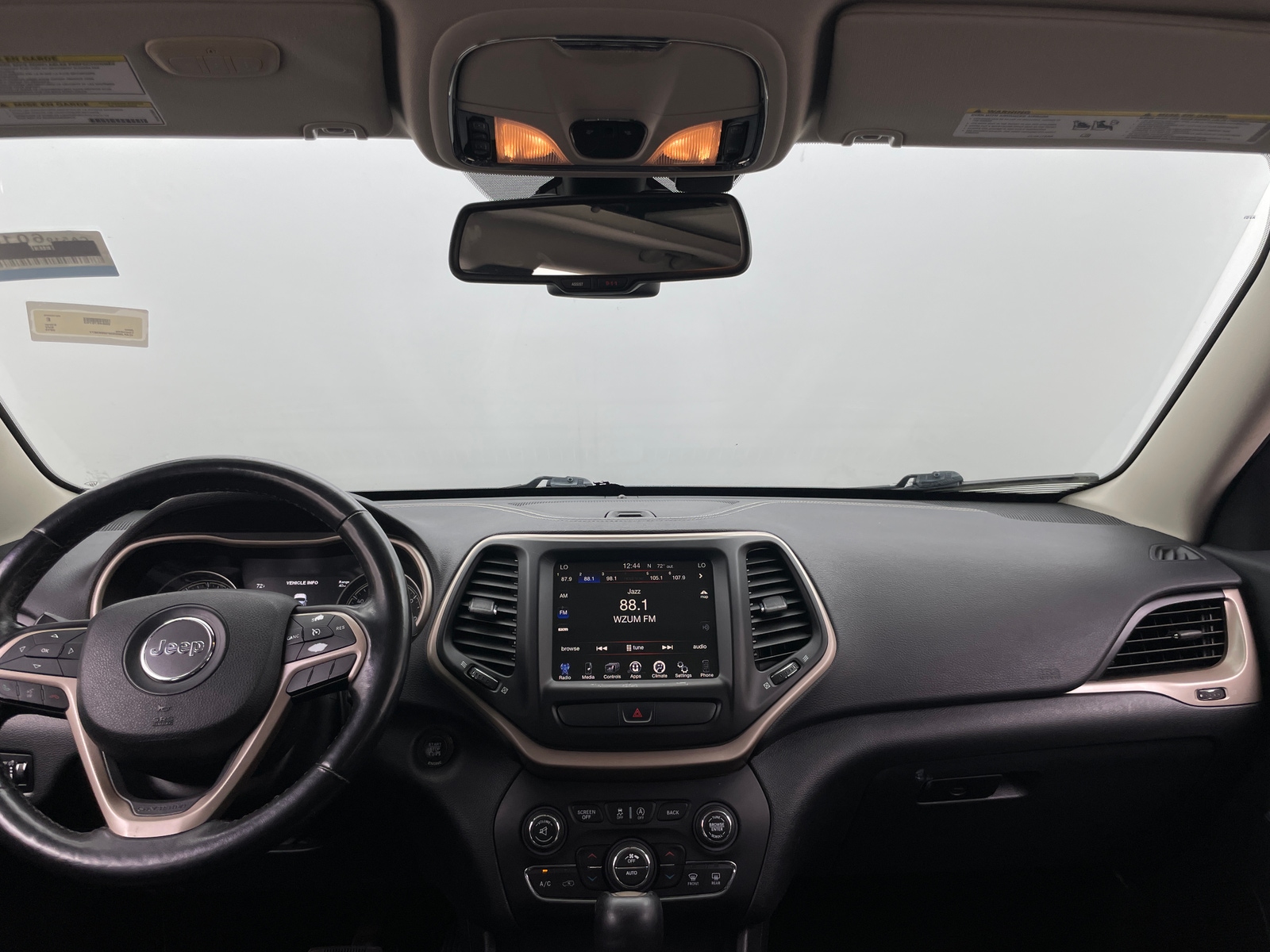 Thumbnail: 2015 Jeep Cherokee - 3