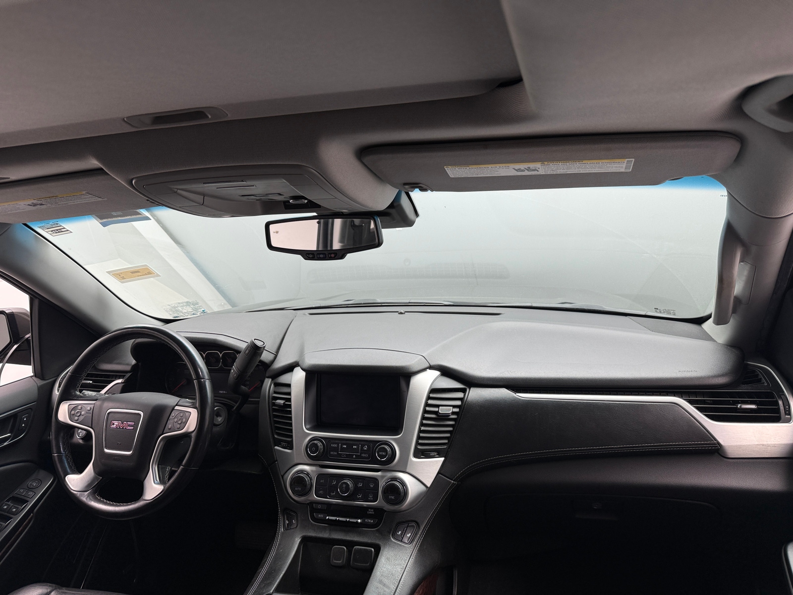 Thumbnail: 2019 GMC Yukon XL - 2