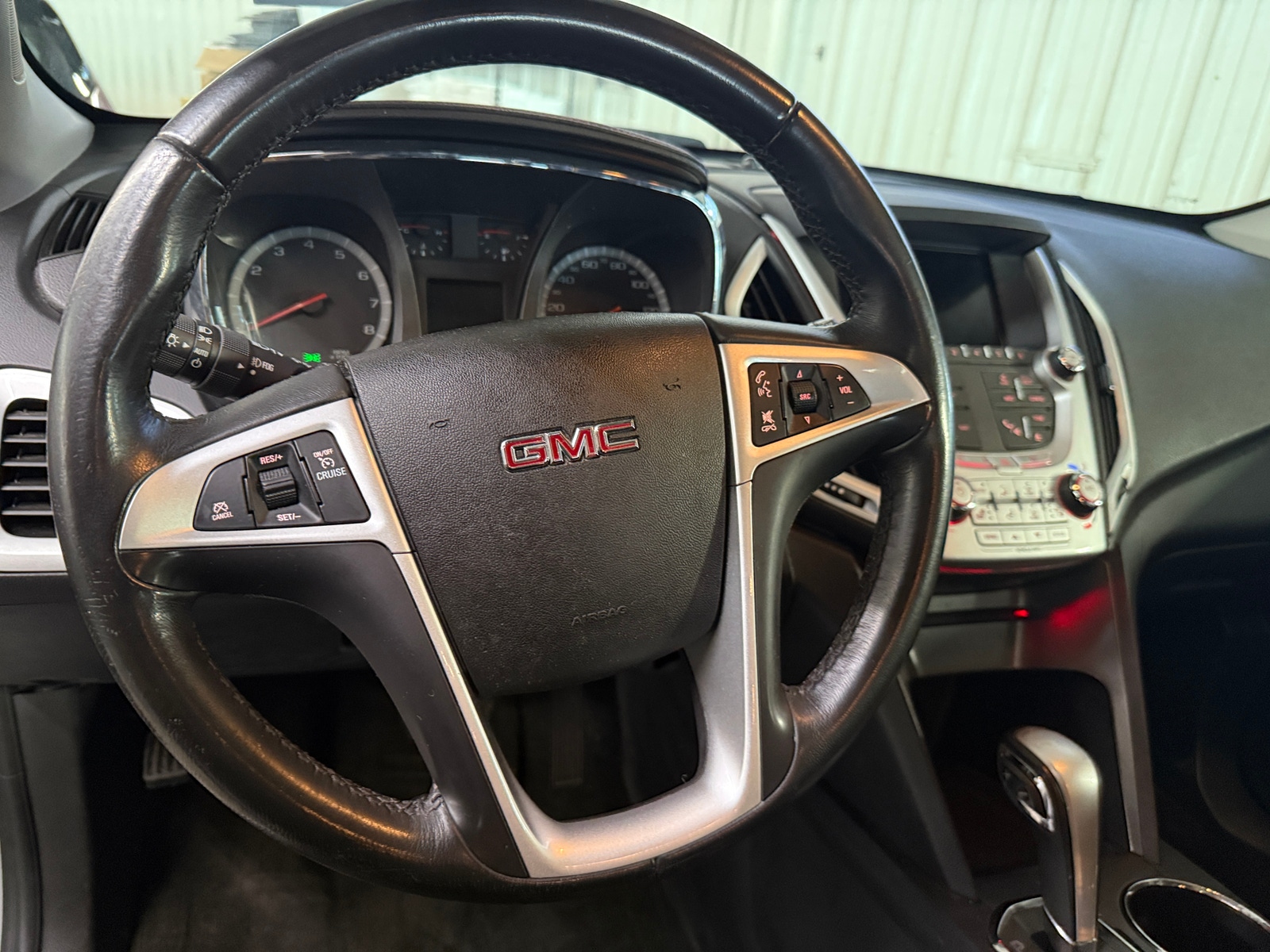 Thumbnail: 2015 GMC Terrain - 4