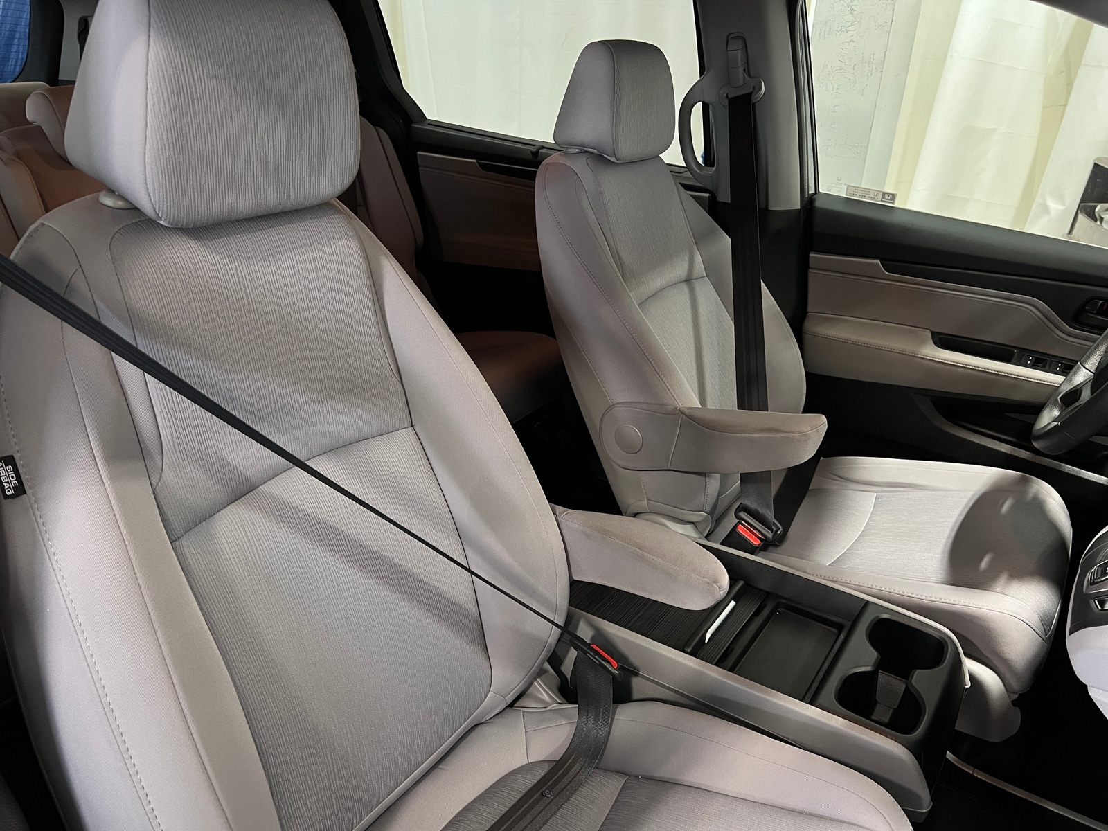 Thumbnail: 2022 Honda Odyssey - 2