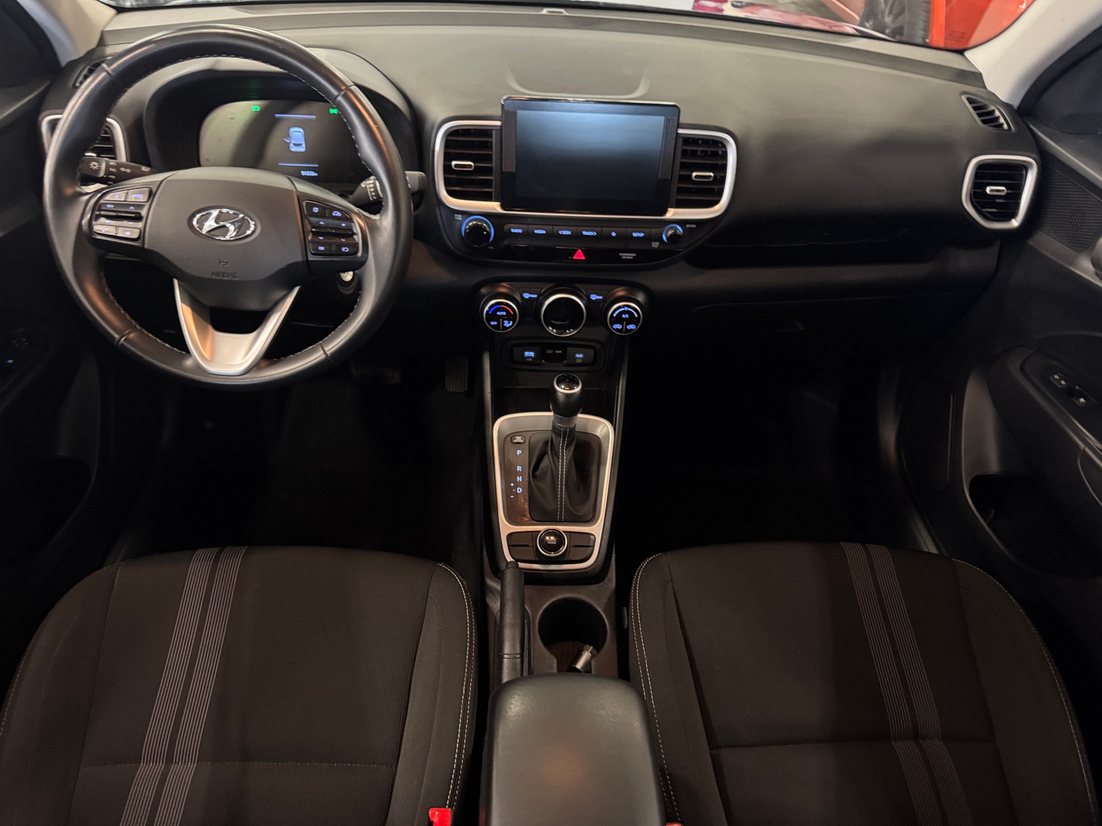 Thumbnail: 2023 Hyundai Venue - 3