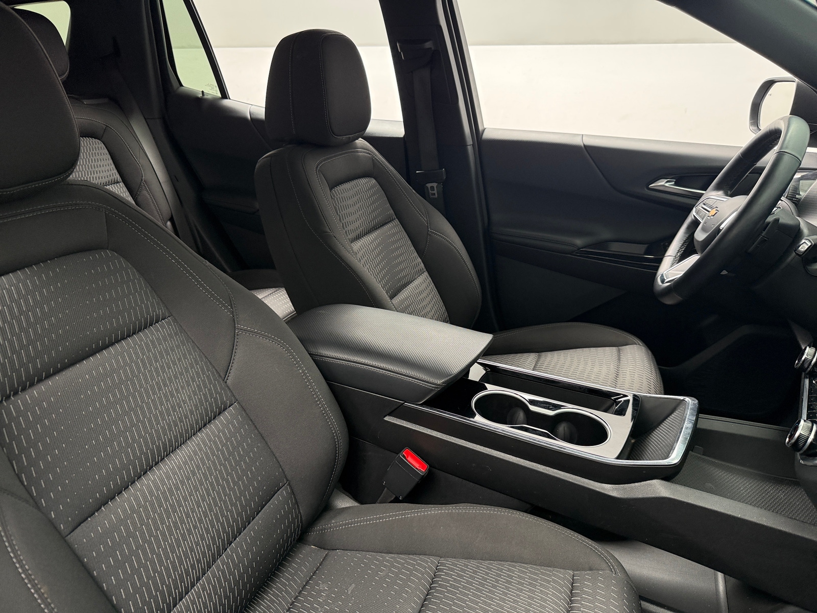 Thumbnail: 2025 Chevrolet Equinox - 2