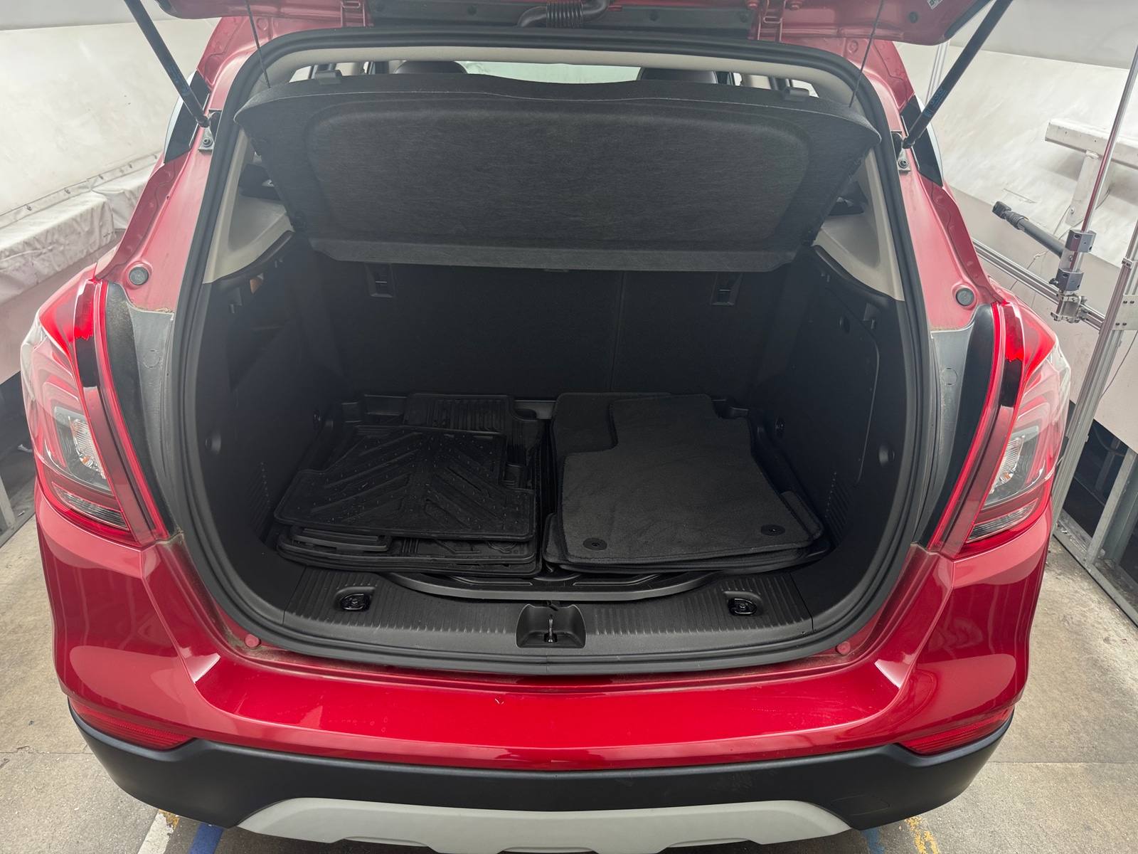 Thumbnail: 2019 Buick Encore - 6