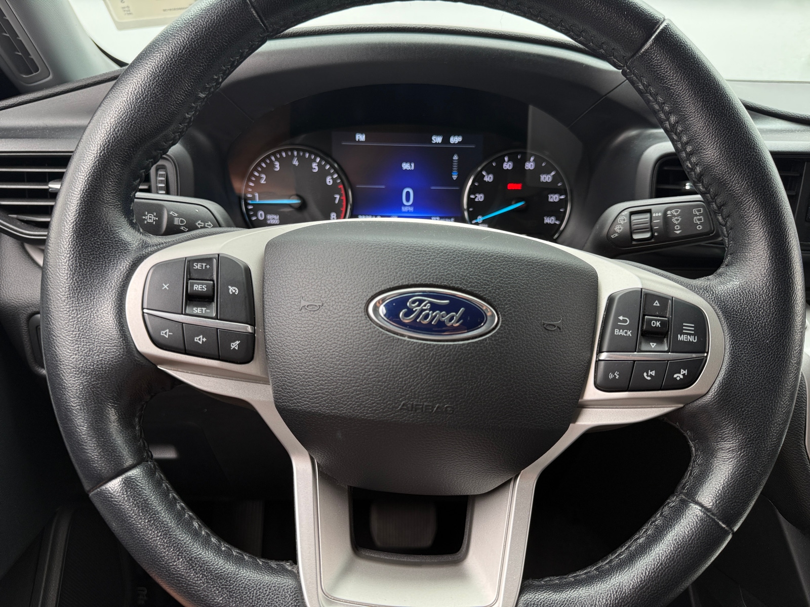 Thumbnail: 2021 Ford Explorer - 5