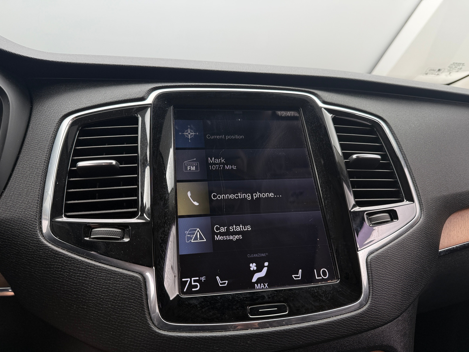 Thumbnail: 2018 Volvo XC90 - 3