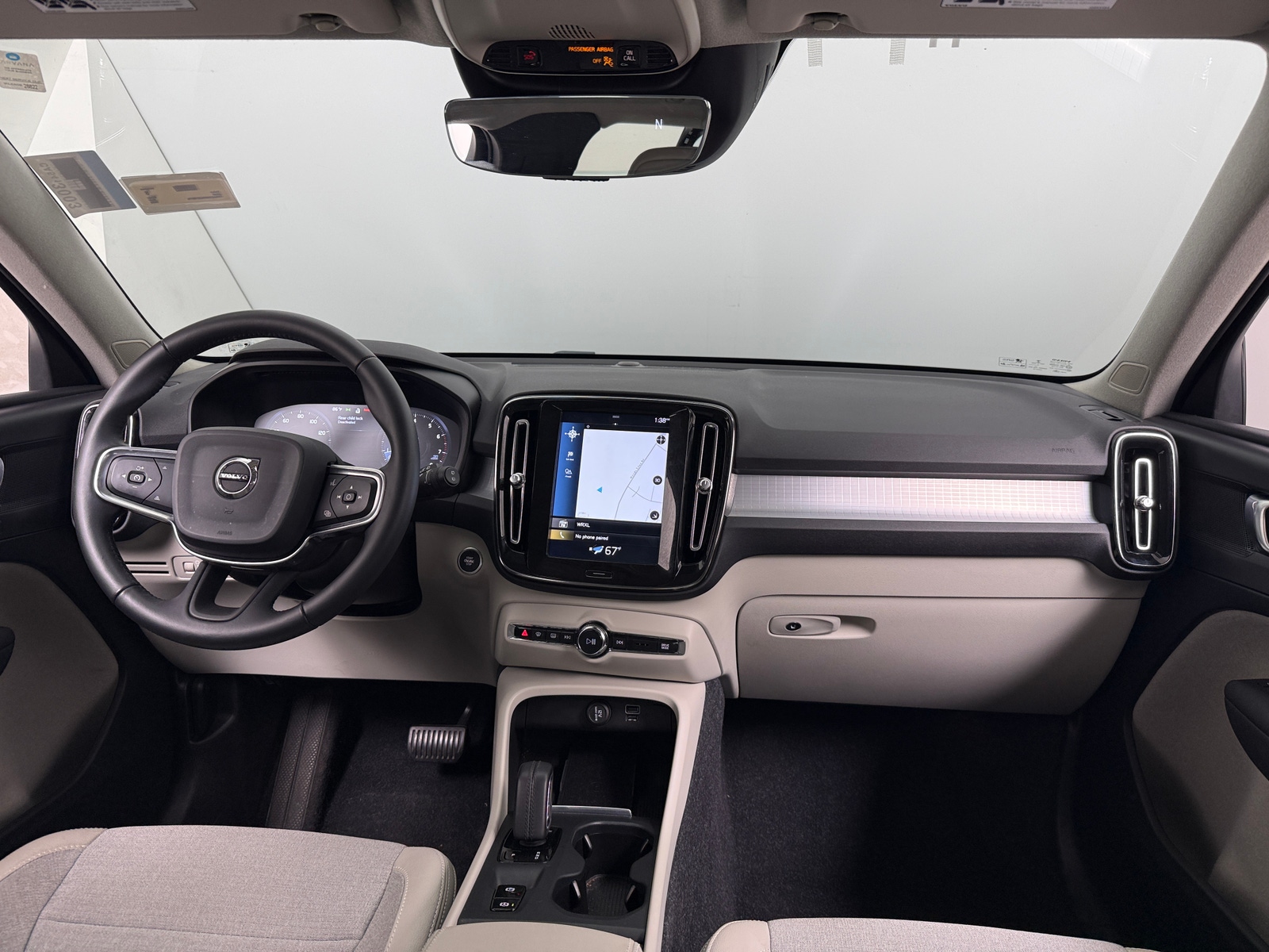 Thumbnail: 2020 Volvo XC40 - 3