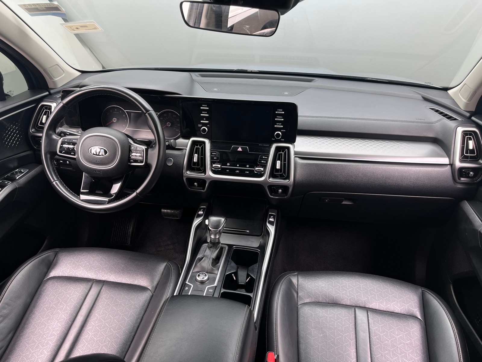 Thumbnail: 2021 Kia Sorento - 2