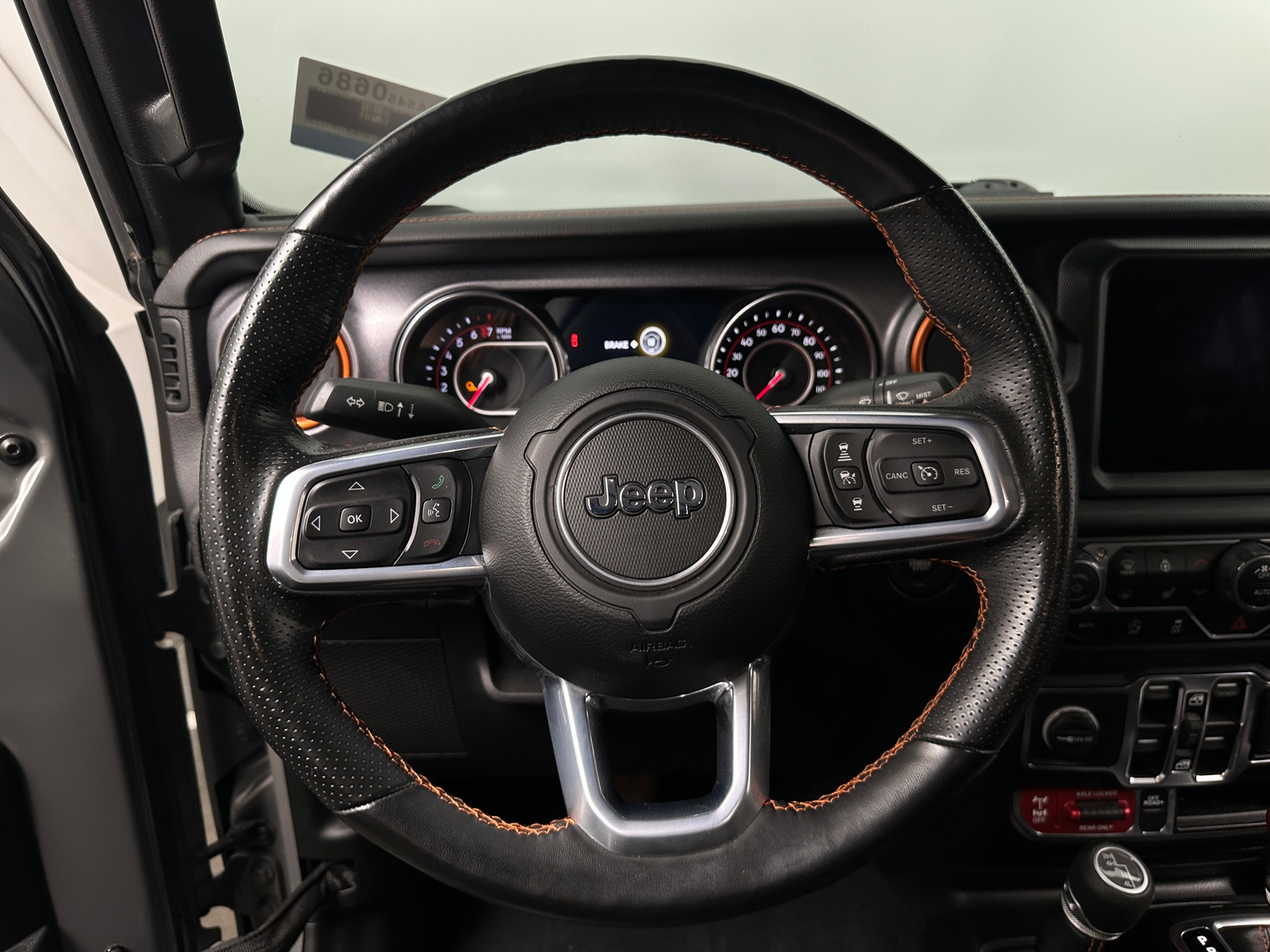 Thumbnail: 2021 Jeep Gladiator - 4