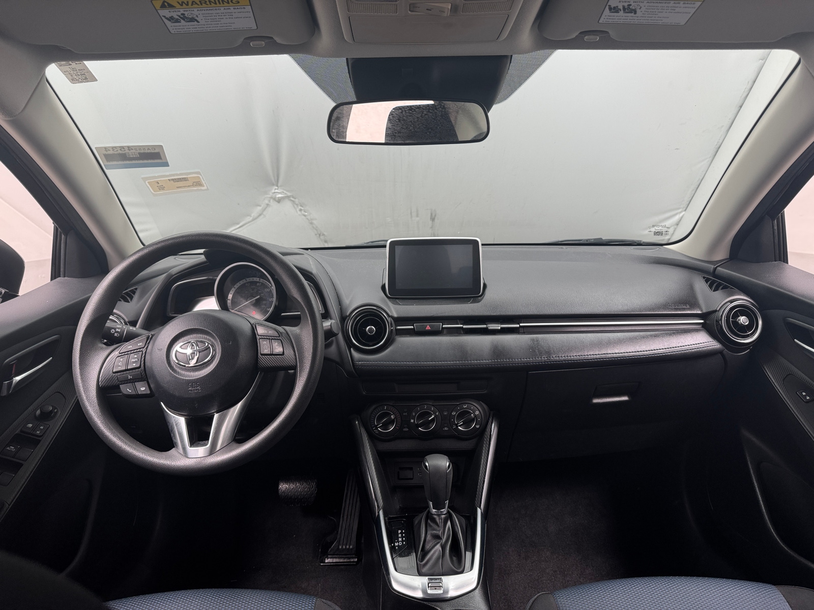 Thumbnail: 2018 Toyota Yaris iA - 3
