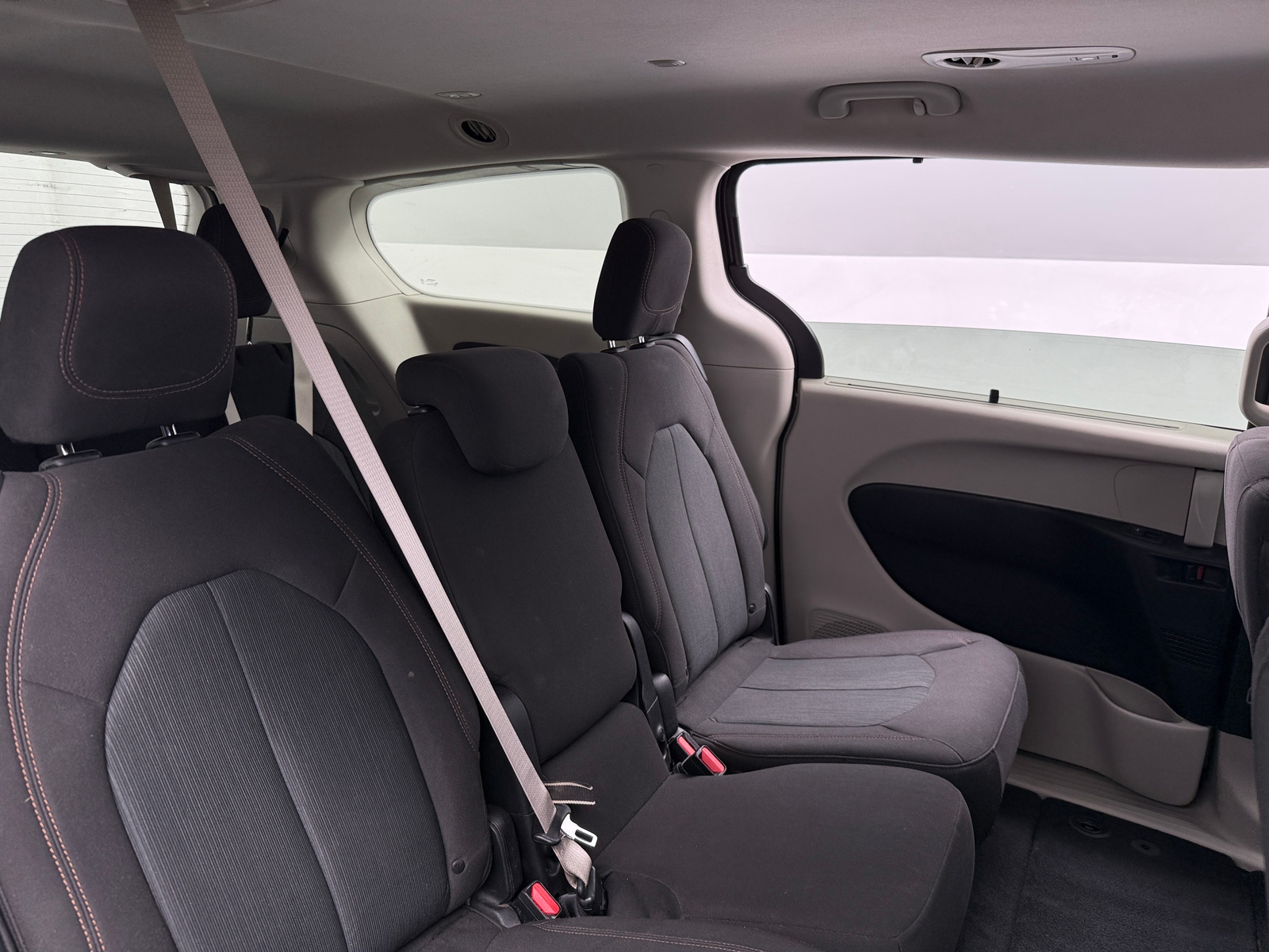 Thumbnail: 2020 Chrysler Pacifica - 6