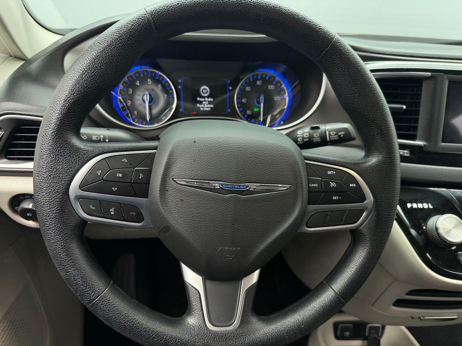 Thumbnail: 2020 Chrysler Pacifica - 5