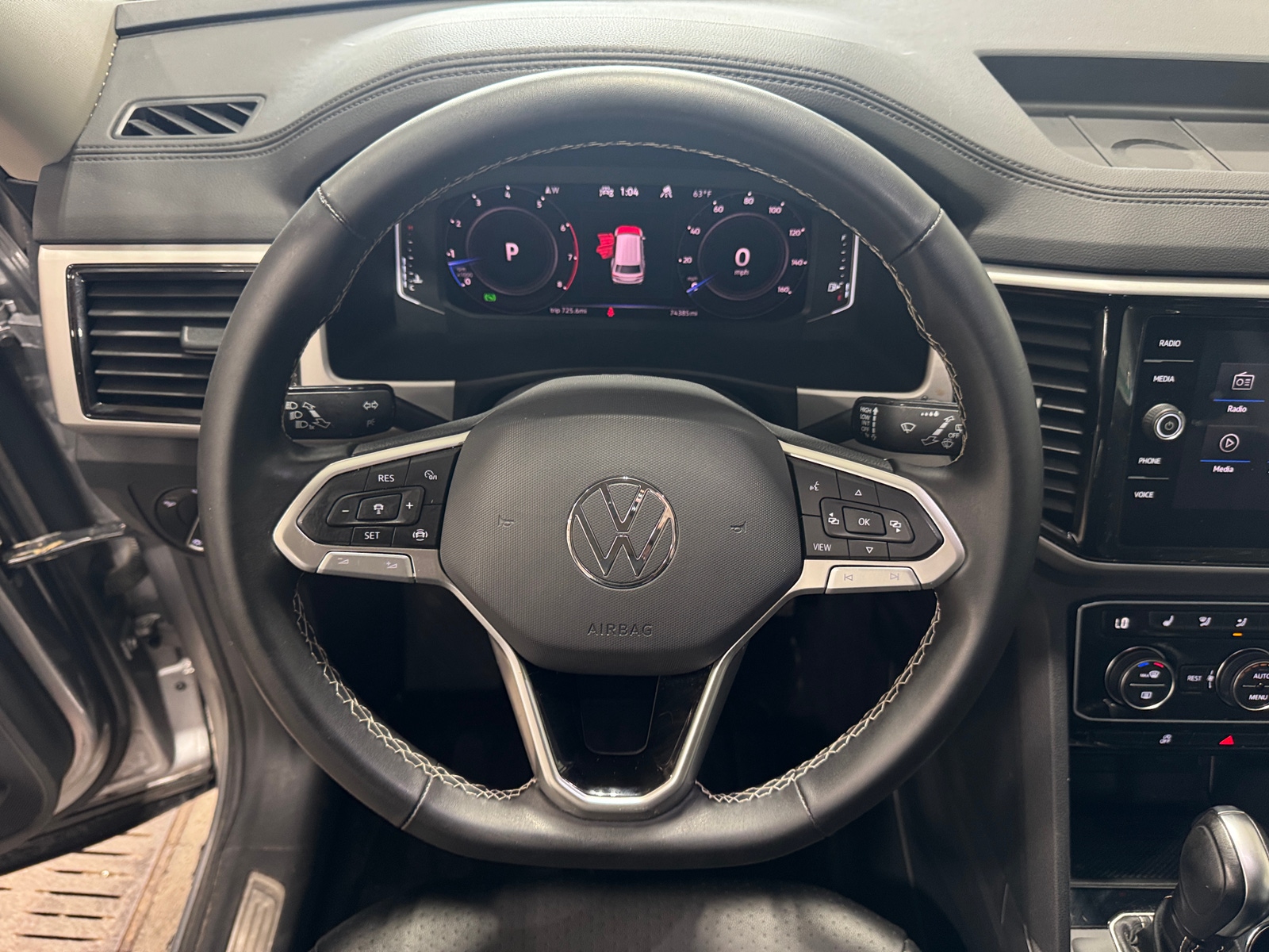 Thumbnail: 2022 Volkswagen Atlas - 4