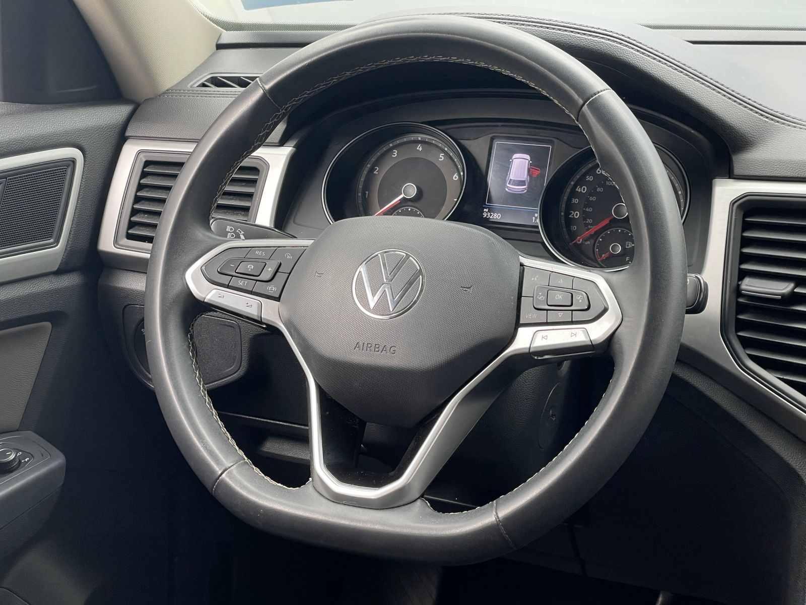 Thumbnail: 2021 Volkswagen Atlas - 4