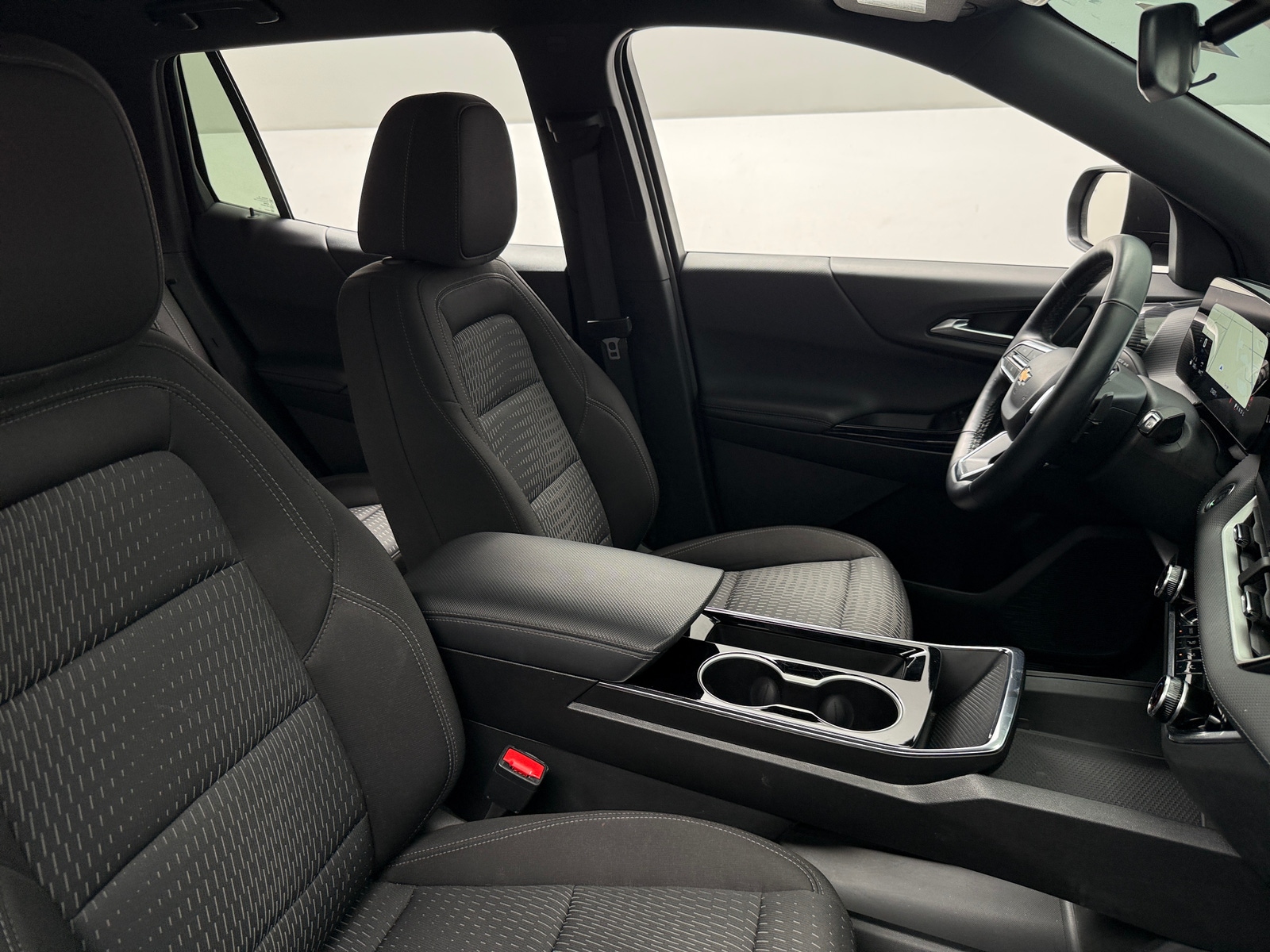 Thumbnail: 2025 Chevrolet Equinox - 2