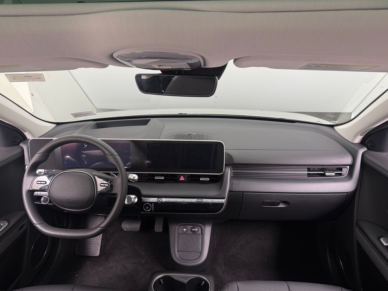 Thumbnail: 2023 Hyundai Ioniq 5 - 2