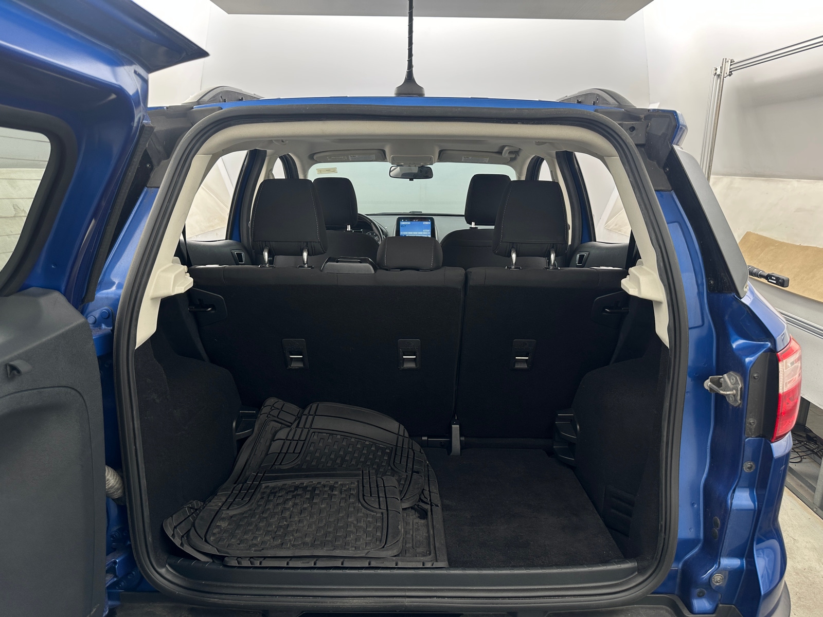 Thumbnail: 2019 Ford EcoSport - 7