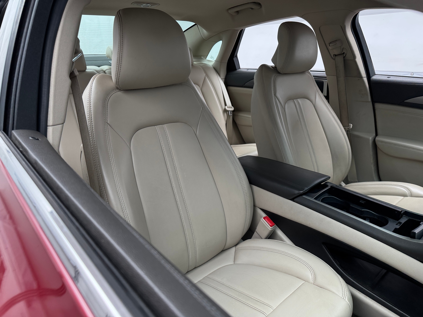 Thumbnail: 2017 Lincoln MKZ - 2