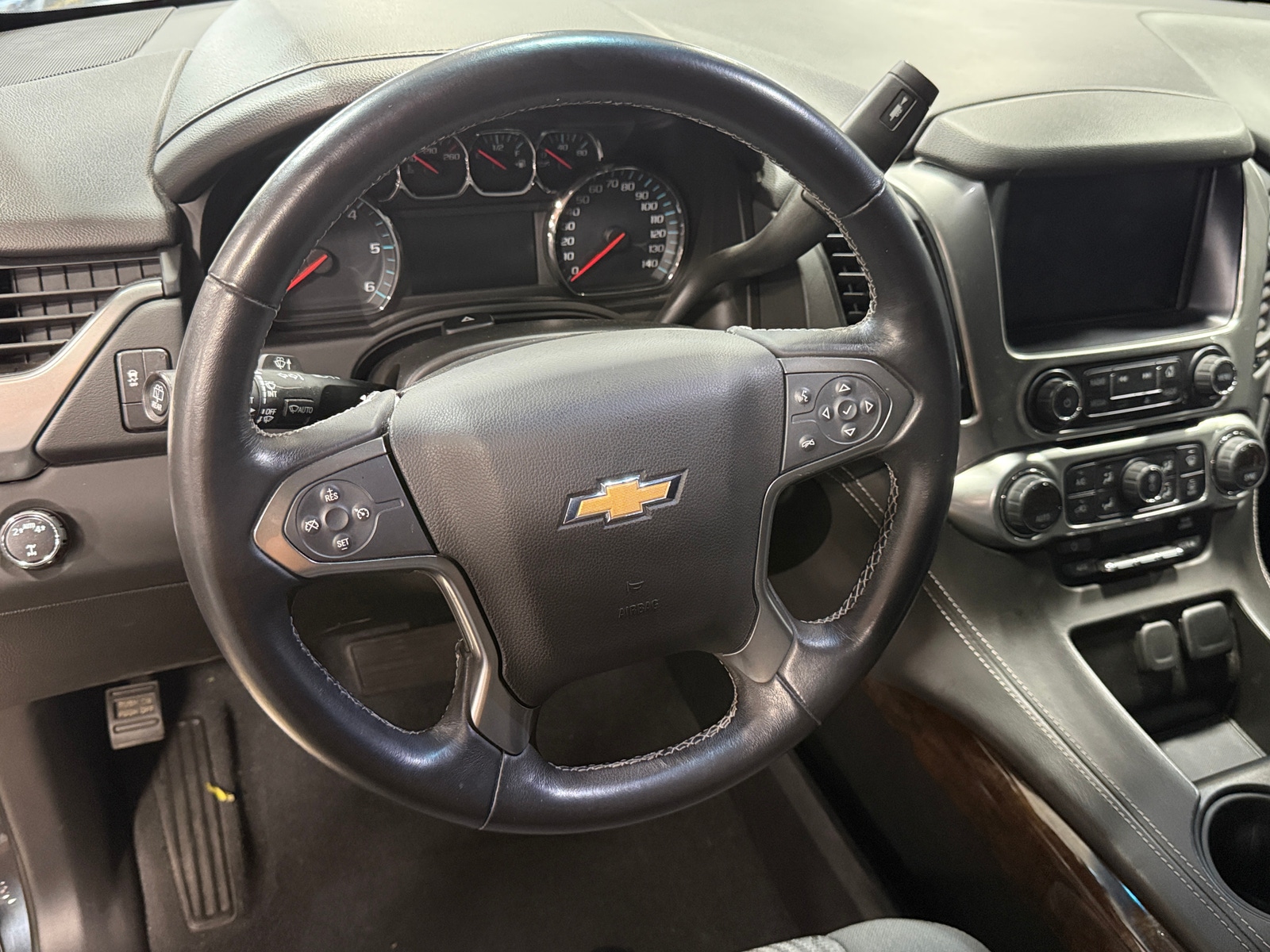 Thumbnail: 2019 Chevrolet Tahoe - 5