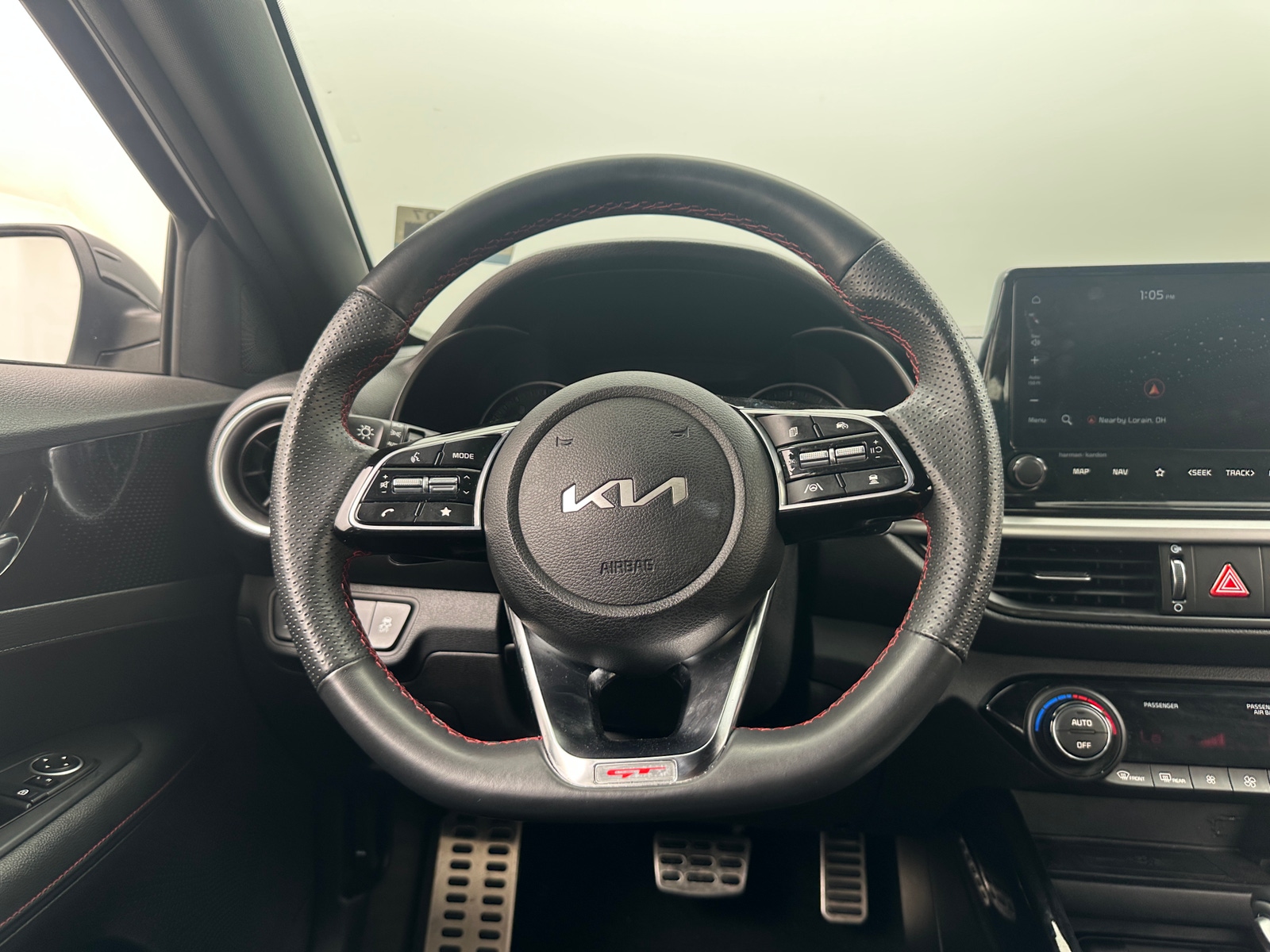 Thumbnail: 2023 Kia Forte - 4