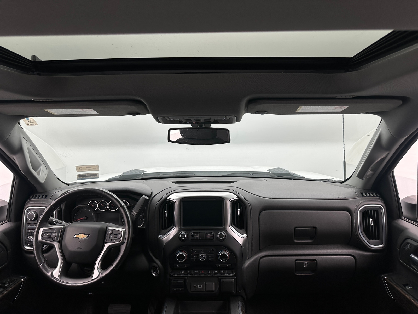 Thumbnail: 2022 Chevrolet Silverado 2500 - 3