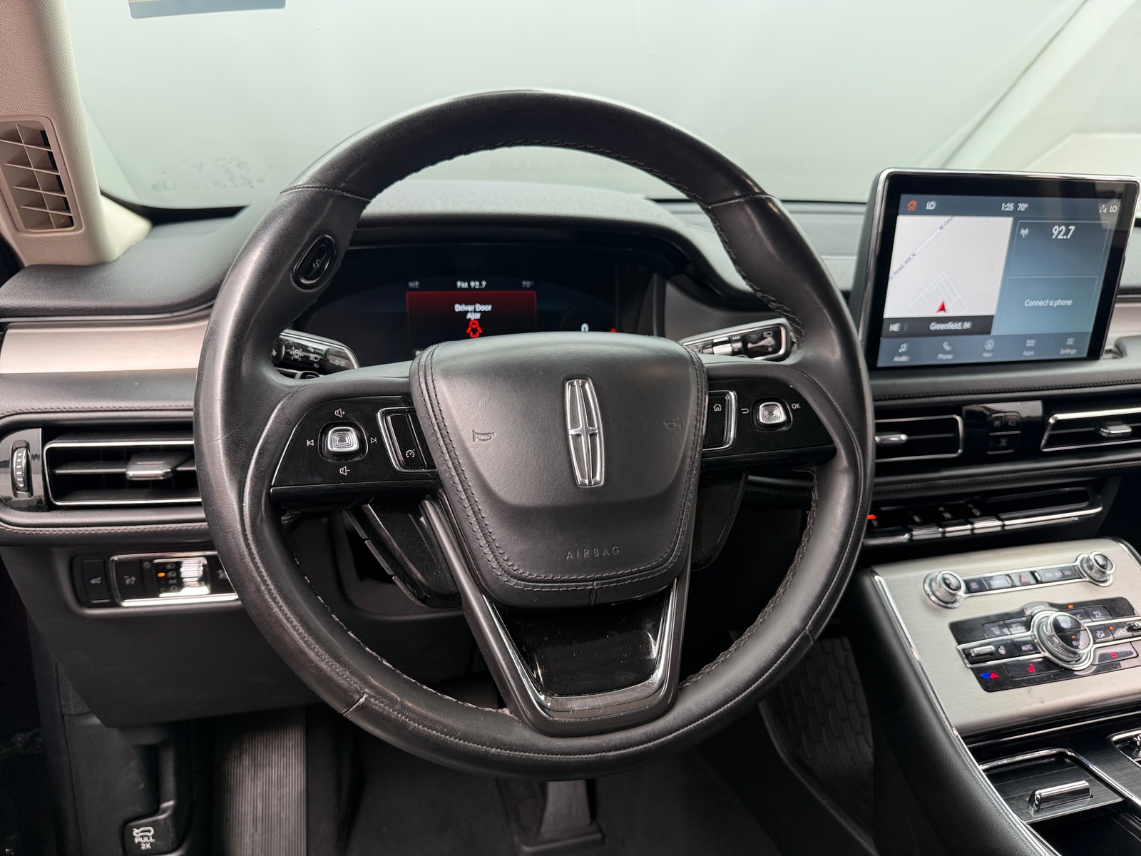 Thumbnail: 2023 Lincoln Aviator - 4