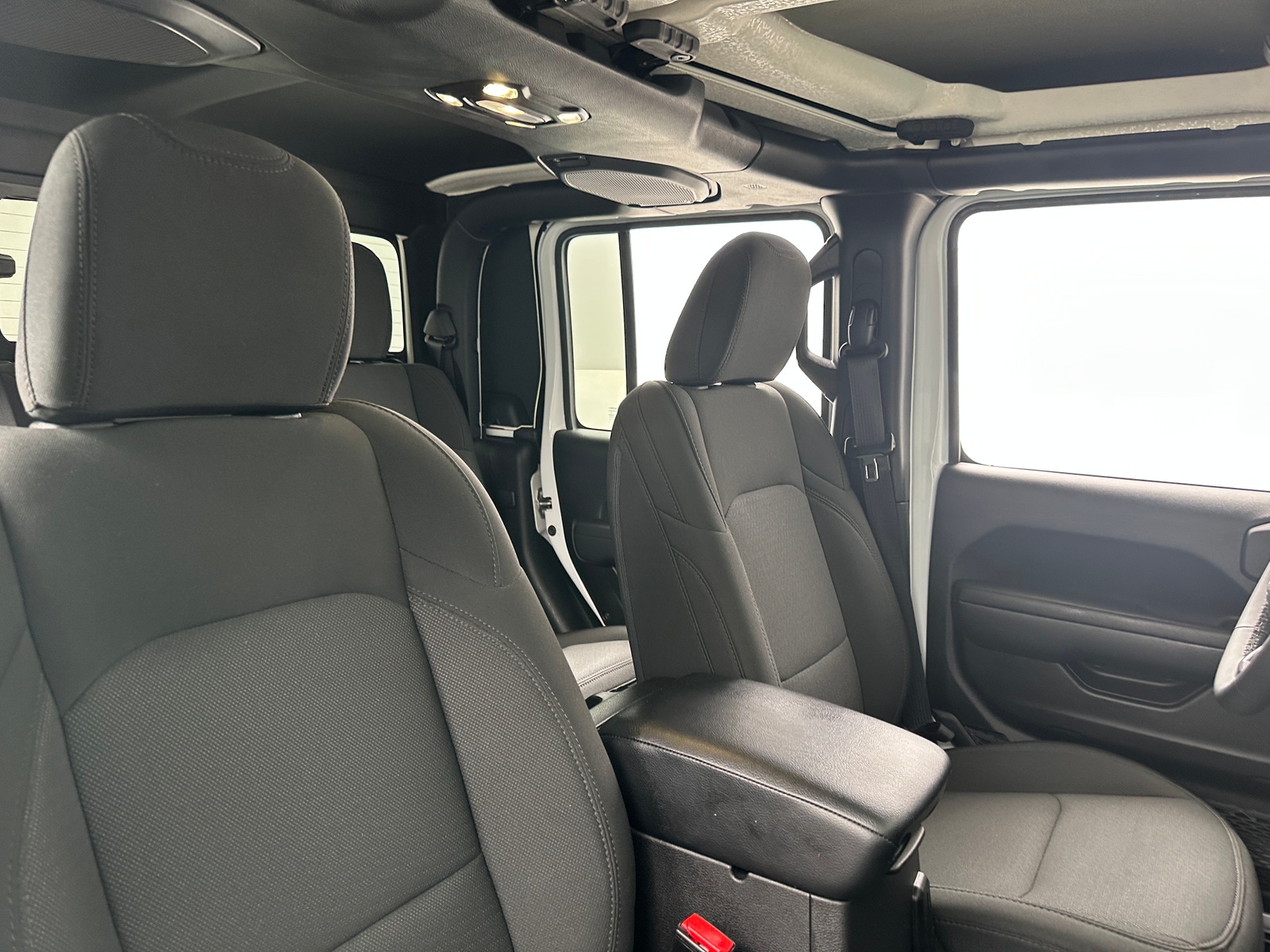 Thumbnail: 2023 Jeep Gladiator - 2