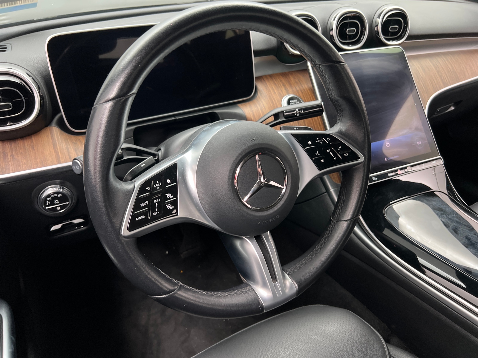 Thumbnail: 2025 Mercedes-Benz C-Class - 4
